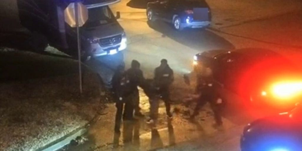 Pole camera view of Tyre Nichols' fatal arrest shows Memphis police