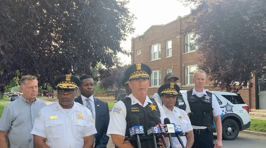Tragic shooting in Chicago's South Side kills mother, wounds toddler and two others