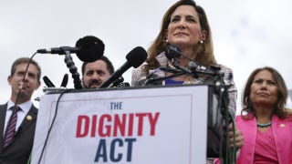 Protecciones posibles para ciertos inmigrantes - Fox News