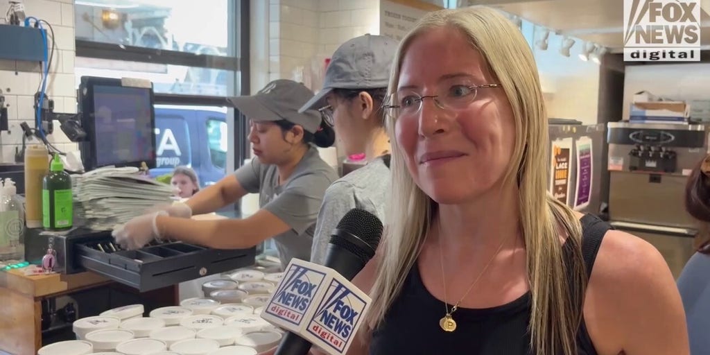TikTok-fueled Dot Cake craze draws crowds from around the world to NYC