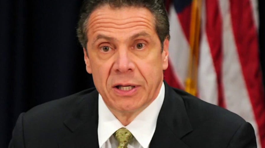 New York lawmakers urge Gov. Cuomo to lift restaurant curfew