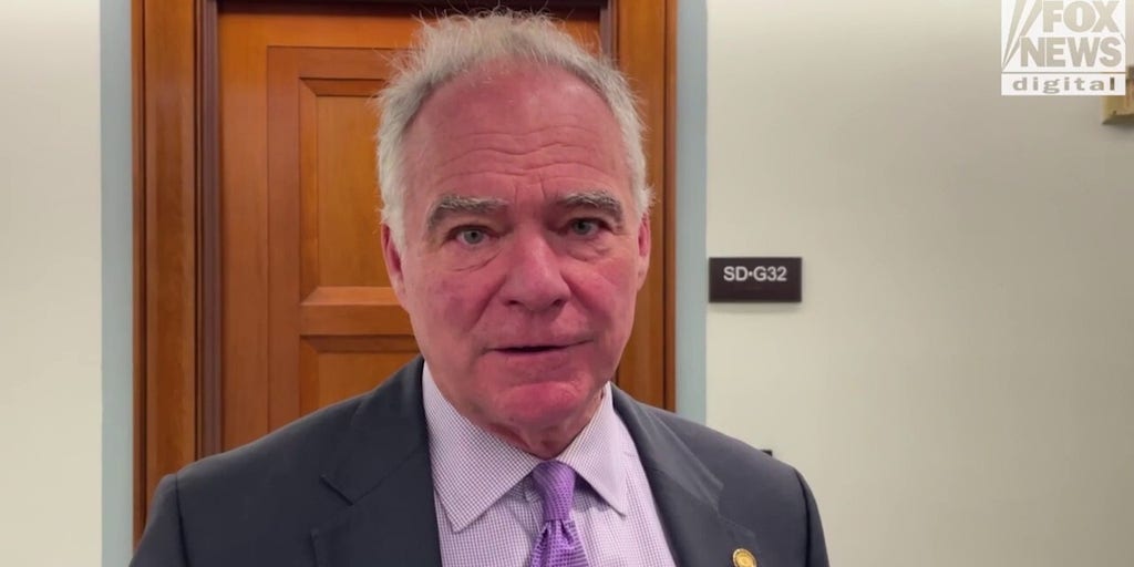 Tim Kaine defends Jay Jones, says he should remain in race