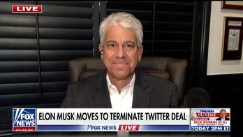 Stock market at the 'precipice' of hitting possible bottom: Expert