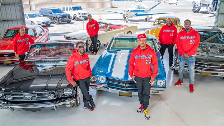 Kevin Hart collecting muscle cars on new Motor Trend show