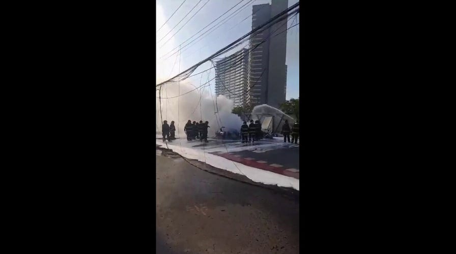 Video shows aftermath of São Paulo, Brazil small plane crash