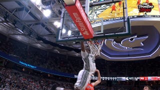 Jeremy Fears finds Coen Carr for High-Flying Alley-Oop Slam vs. Illinois