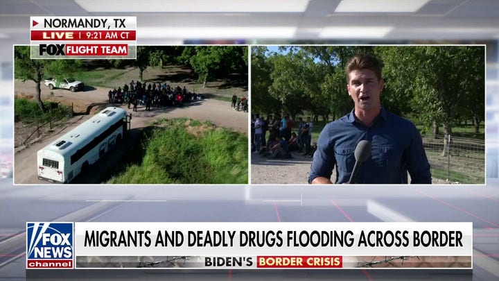 Migrants flood across border in Normandy, Texas