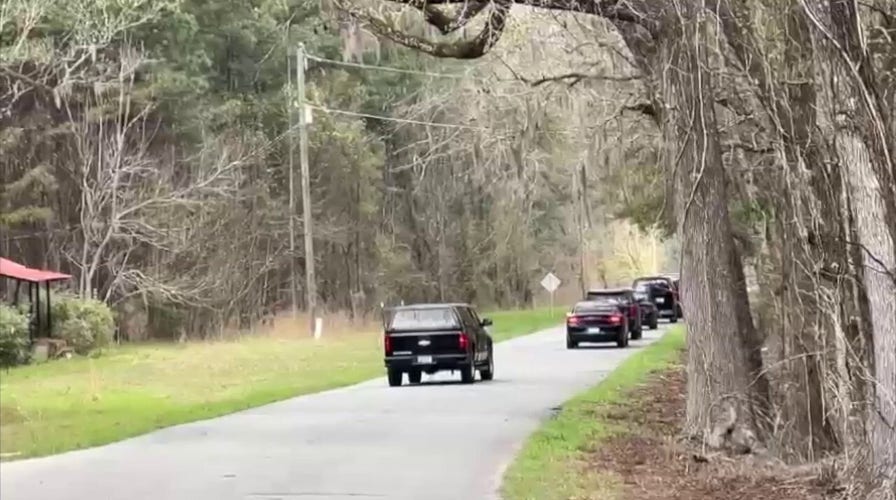 Jury arrives at Moselle