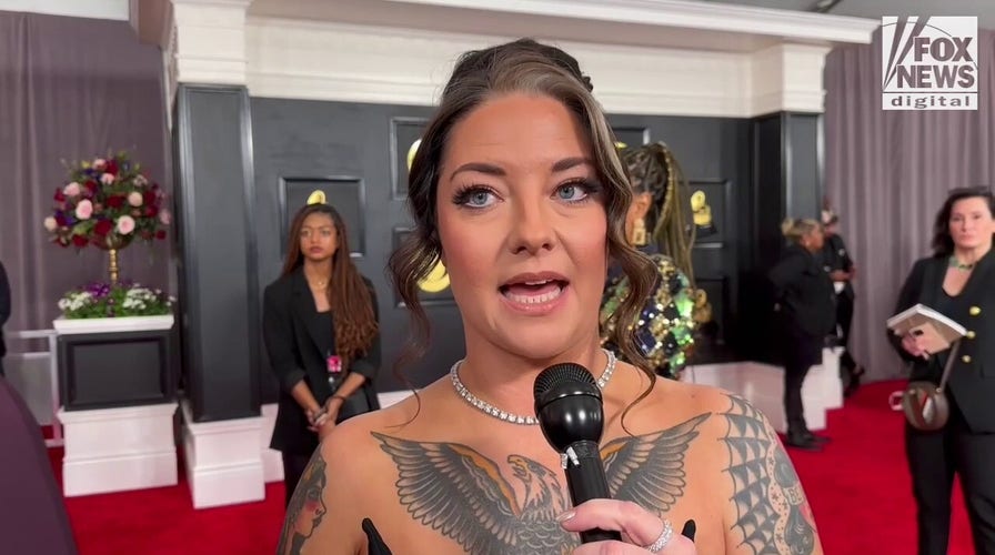 Ashley McBryde talks Grammys fashion, reveals who she's excited to see perform