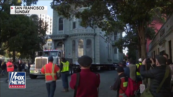 Historic San Francisco home moved 6 blocks away
