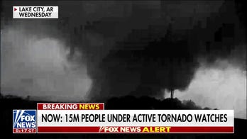 Tornado outbreak hits Midwest, South 