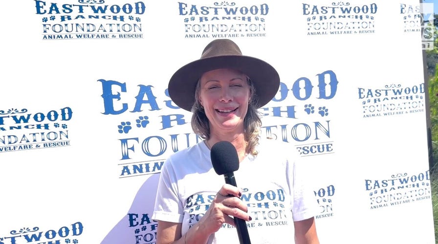 Clint Eastwood saved his daughter by raising her outside of Los Angeles