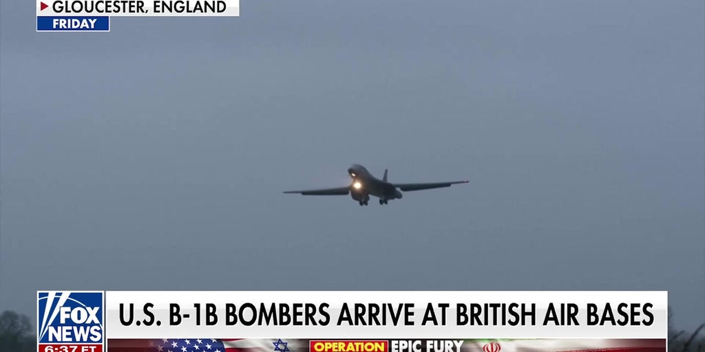 US B-1B bombers arrive in UK as British aircraft carriers reportedly on advanced readiness