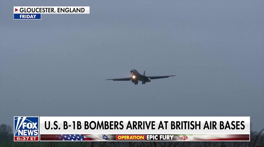 US B-1B bombers arrive in UK as British aircraft carriers reportedly on advanced readiness