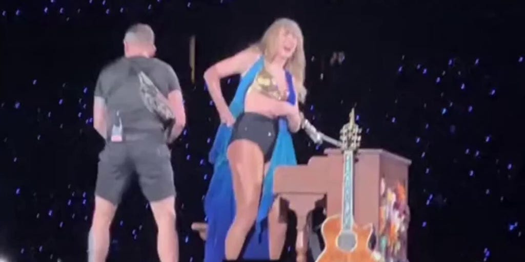 Taylor Swift fixes wardrobe malfunction during 'Eras Tour' | Fox News Video