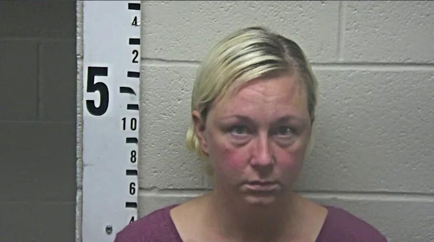 896px x 500px - Special ed teacher accused of trying to meet up with teen boy for sex | Fox  News