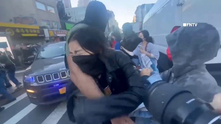 Protesters clash with federal authorities in New York City