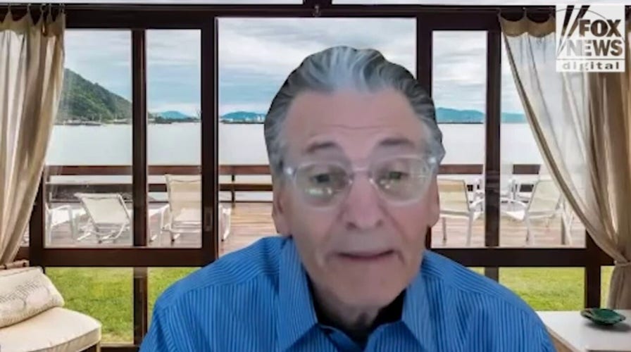 Experts reveal 'flicker method' to redefine aging and help you feel younger
