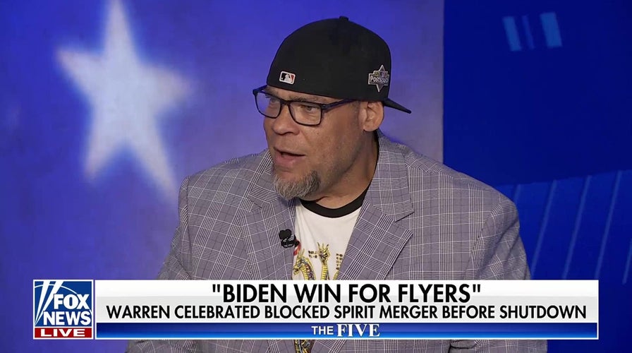 'The Five' instrumentality     a person  look   into Spirit Airlines collapse