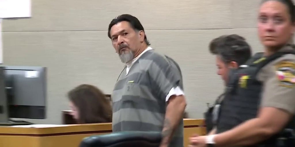 Suspected serial killer Raul Meza Jr. is brought into plea hearing