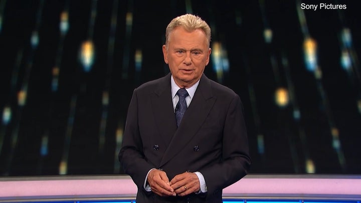 'Wheel of Fortune' host Pat Sajak delivers speech during final episode