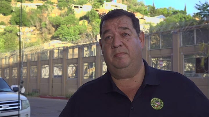 Flood of migrants could pose problems for Nogales, Arizona, once Title 42 ends, mayor says