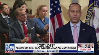 Top Dems unfazed by WH warning of mass firings if government closes