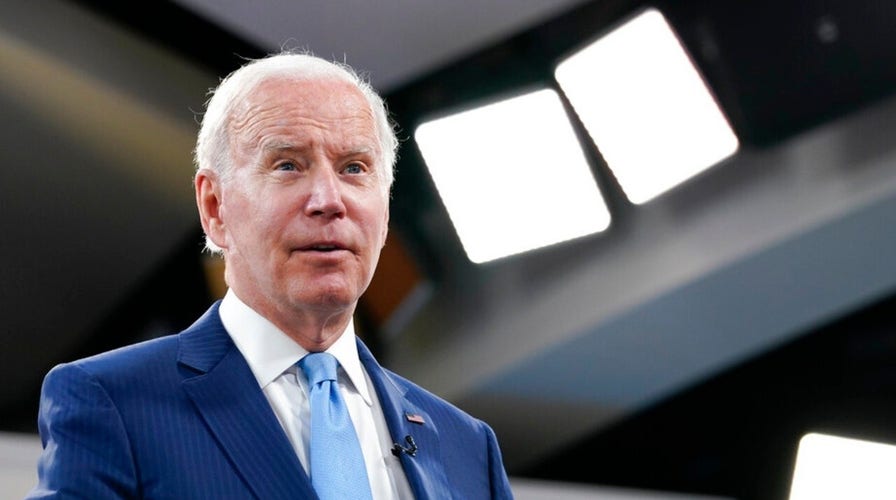 The paradox of Biden coverage
