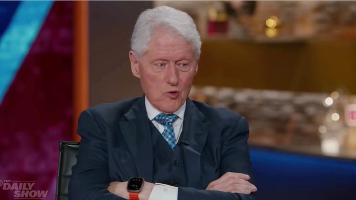 Bill Clinton urges Trump to defuse situation between Israel and Iran