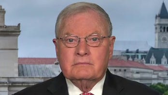 Lt. Gen. Keith Kellogg: Local communities can't handle the border influx