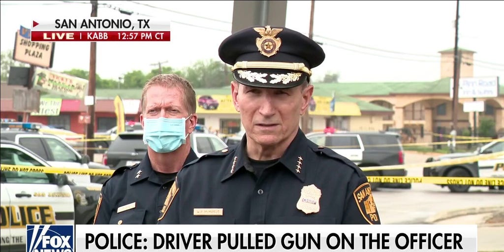 San Antonio Police Officer Shot In Hand; 2 Suspects Dead, Third Injured ...