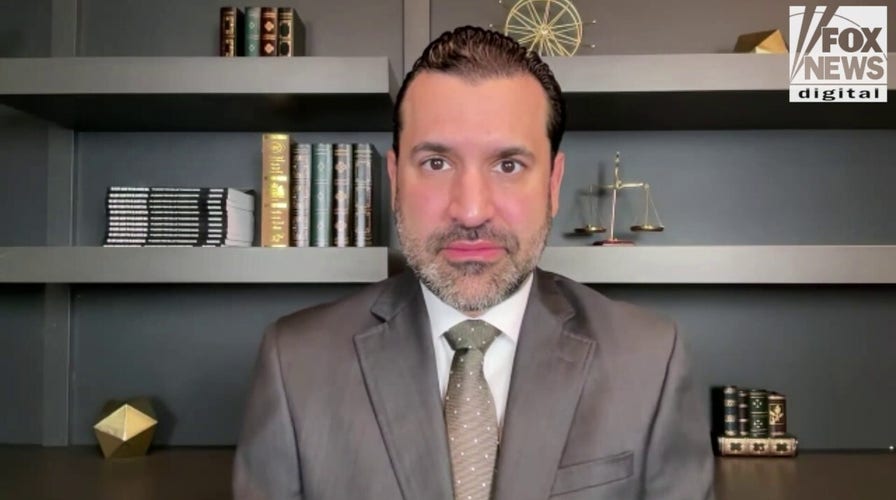 Former federal prosecutor says DOJ could try to bring death penalty charges for Kilmar Abrego Garcia