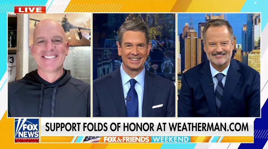 Weatherman presents $25,000 to money  Folds of Honor scholarships