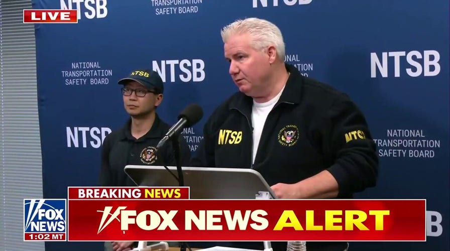  Officials update on deadly UPS plane crash