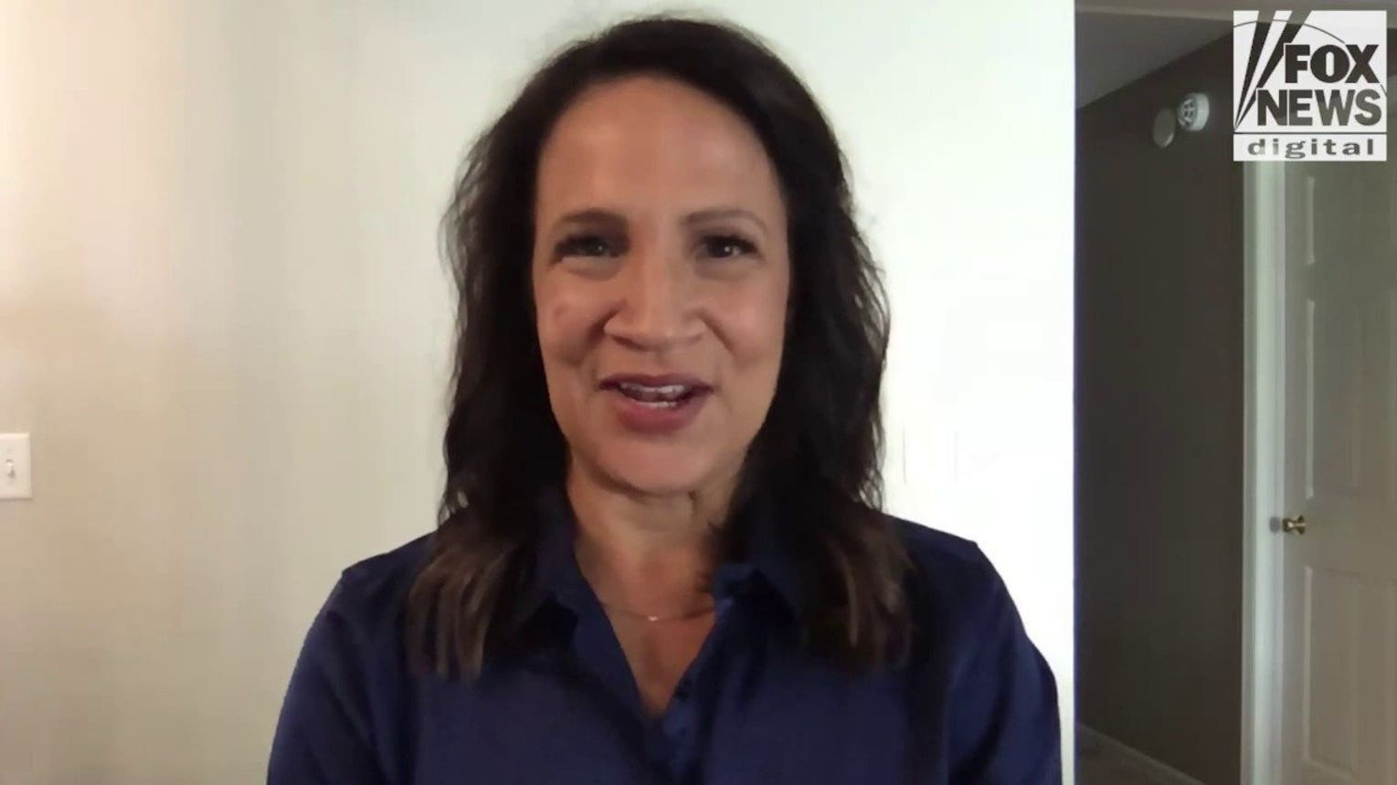 Minnesota GOP hopeful reacts to Klobuchar's silence on fraud