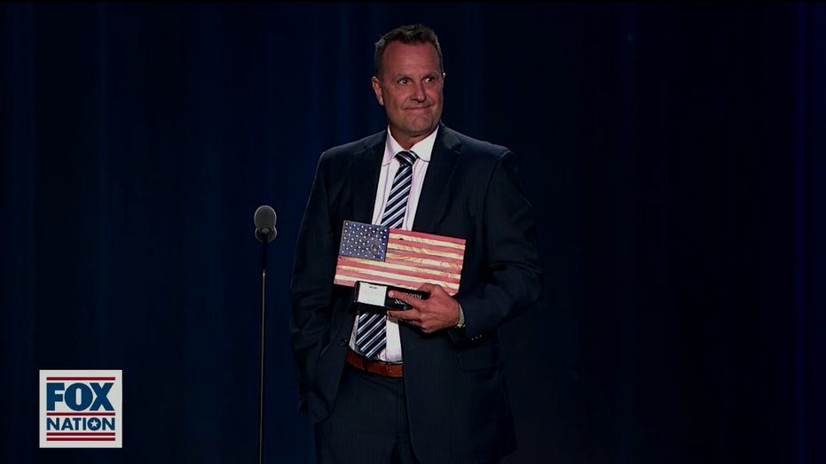 Fox Nation Patriot Awards honors vet who led secret mission to save Afghans from Taliban threat
