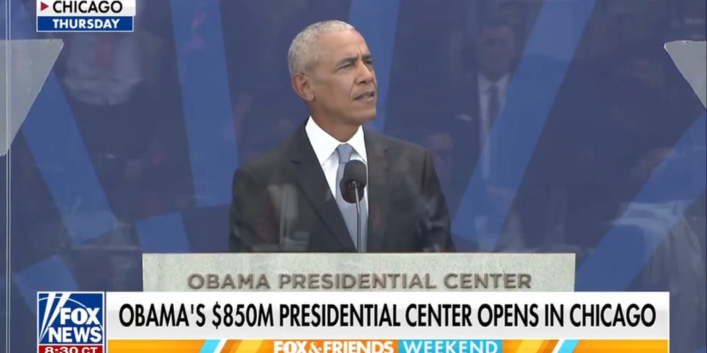 Obama makes veiled swipes at Trump during Presidential Center opening