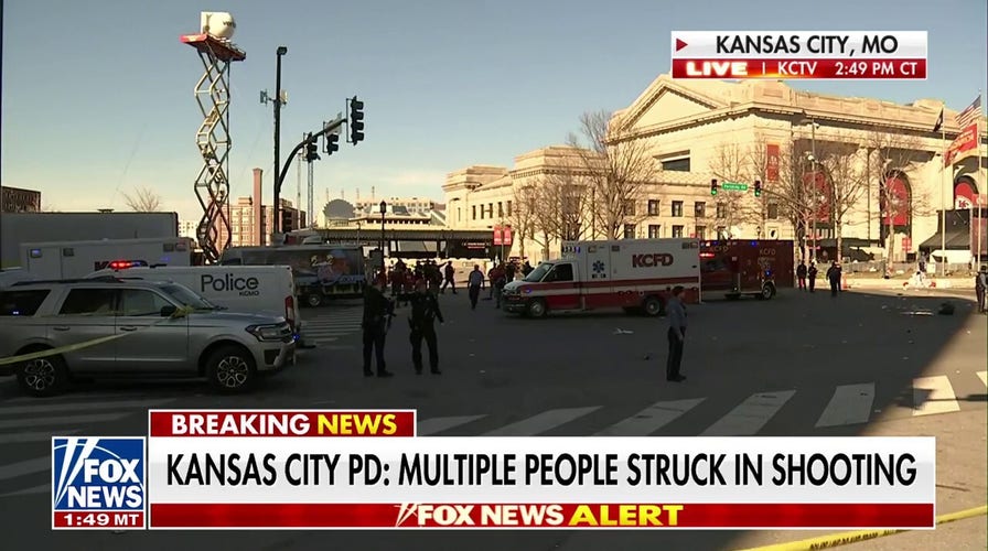 Witness: 'It was complete chaos' following shooting near Chiefs parade