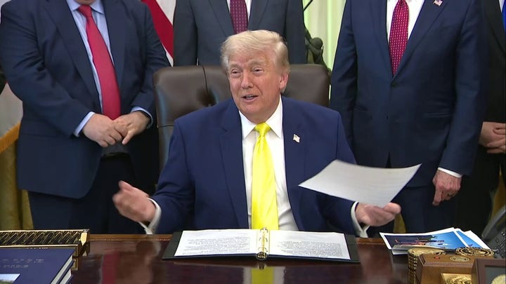 Trump saca a relucir a Jaxson Dart para dejar claro su punto de vista sobre los atletas transgénero en los deportes femeninos