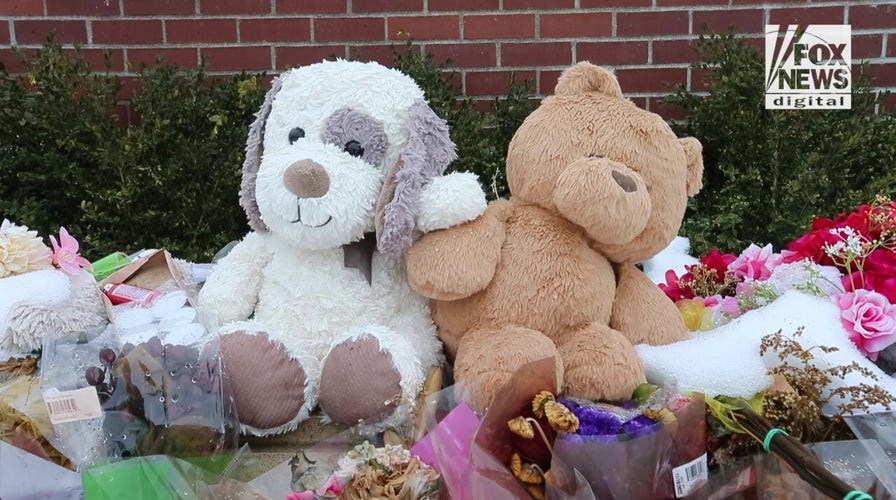Memorial outside of University of Idaho house
