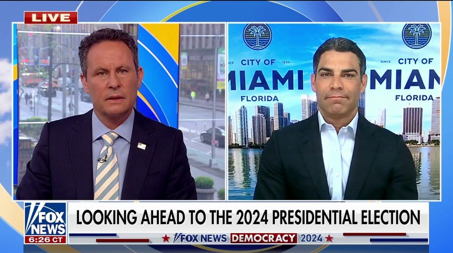 Miami mayor 'close to making a decision' on bid for president