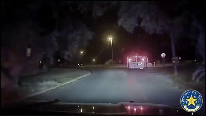 Driver bails out of moving van will illegal immigrants, Texas authorities say
