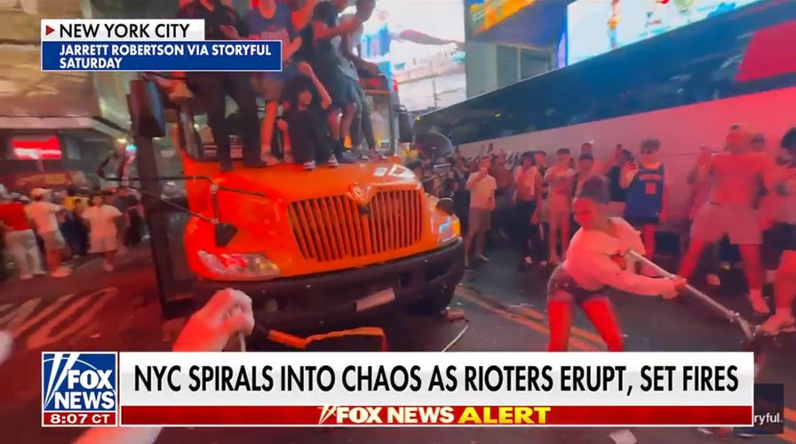 NYC Knicks celebration devolves into chaos with multiple arrests, bus fires