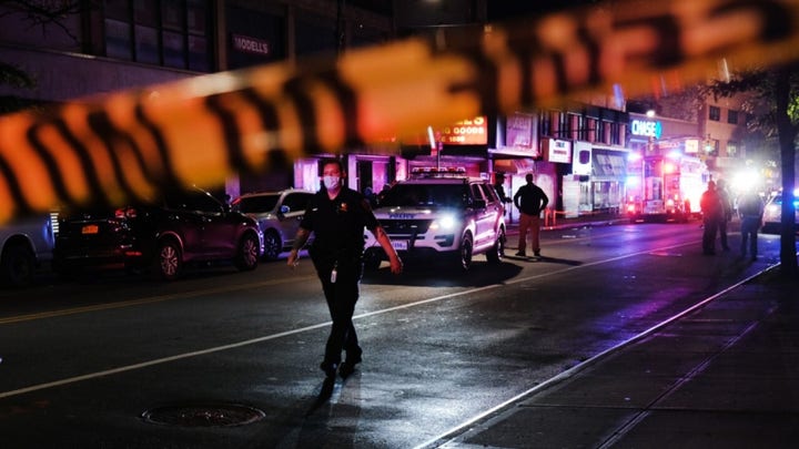 'Defund the police' blamed for record homicide spike in Democratic cities