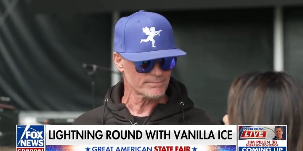 Vanilla Ice: Music brings people together, transcends politics