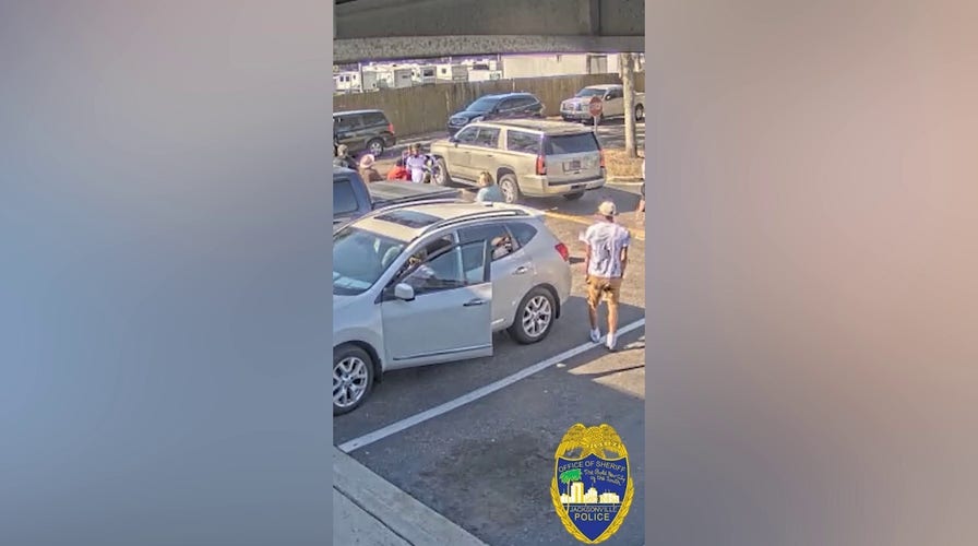 Good samaritans stop kidnapping in progress of mother and two small children in Florida