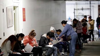 Over 2.9M file first-time unemployment claims in a week amid coronavirus pandemic 