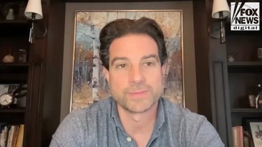 HGTV ‘Rock the Block’s’ Scott McGillivray says Brooke Hogan balanced grief, pressure during competition