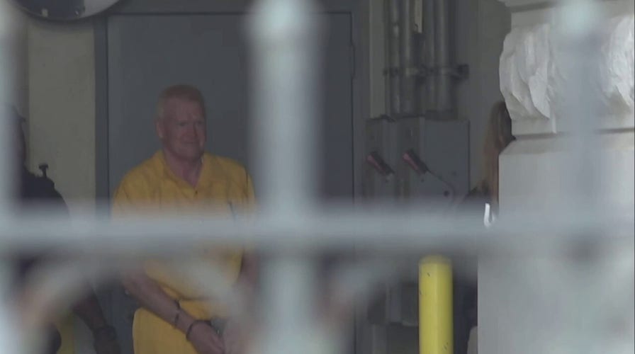 Alex Murdaugh arrives to court in Charleston
