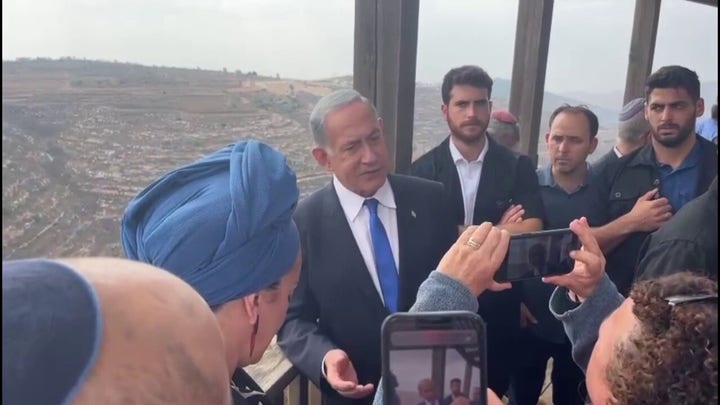 Benjamin Netanyahu campaigning in Israel
(Video: Ariel Tanaami/TPS.)